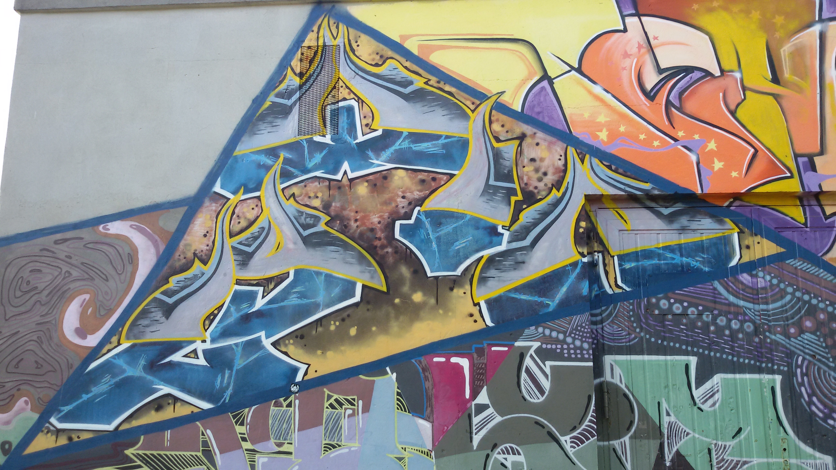BERLIN GRAFFITI